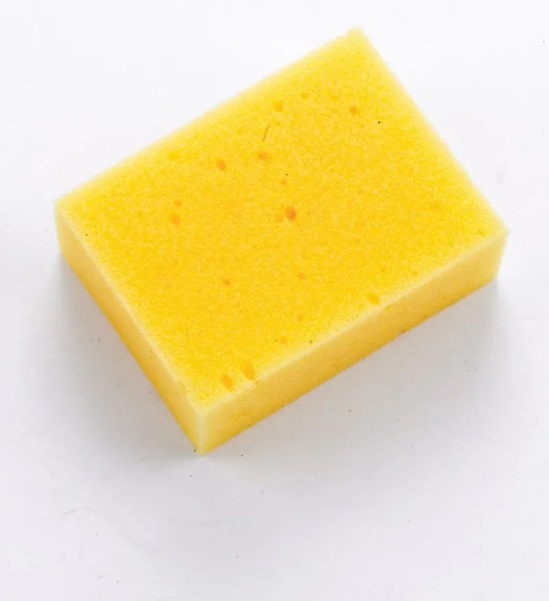 Lincoln Horse Care Accessories Tack Care Sponges in Yellow