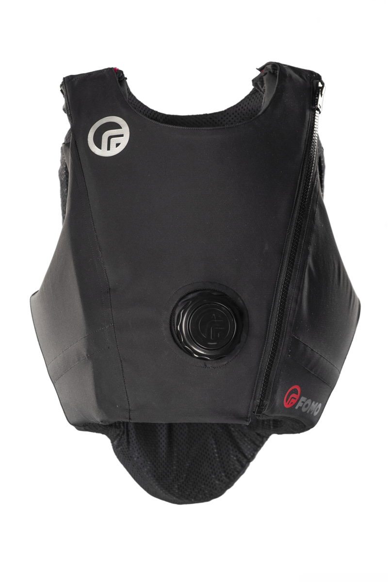 FOMO FAZE Body protector Black