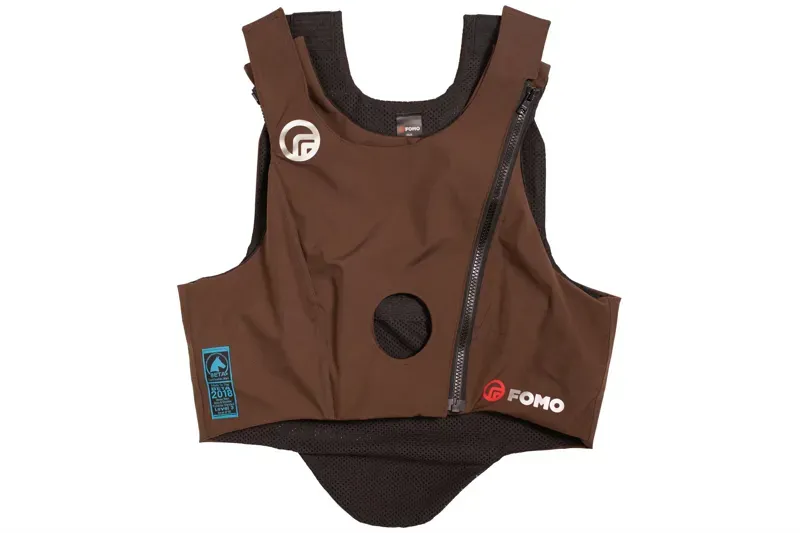 FOMO FAZE Body protector Hunter Brown