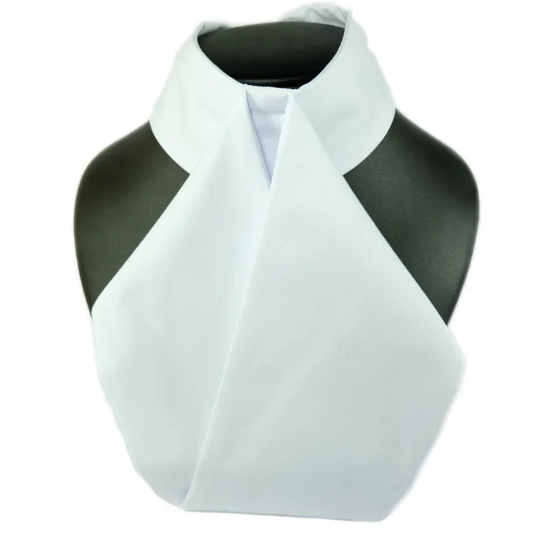 ShowQuest Hunt Ready Tied Stock in White